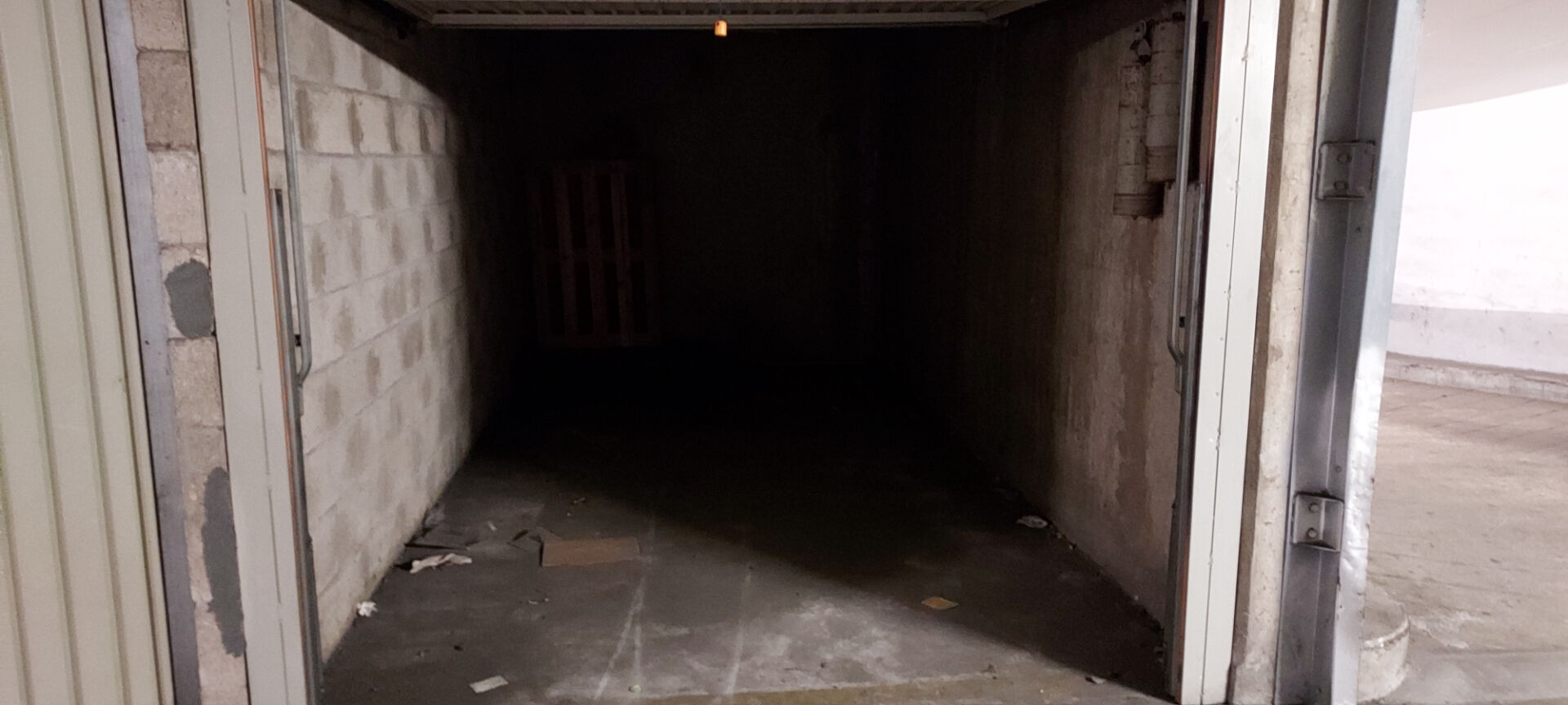 Parking / box  11 m2