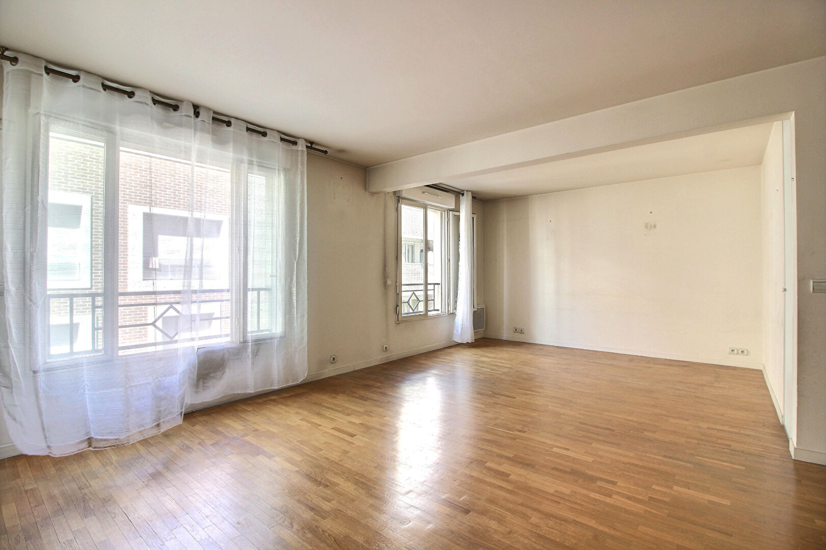 À vendre : Appartement 3/4 pièces à Paris - Référence V989