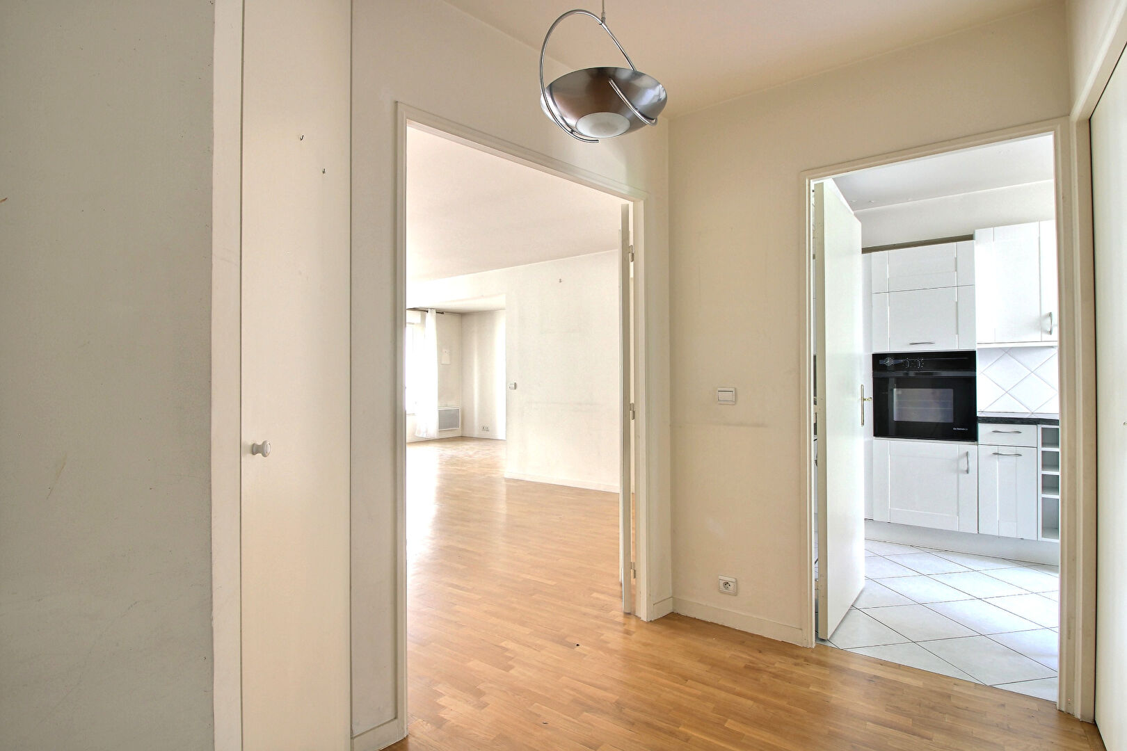 À vendre : Appartement 3/4 pièces à Paris - Référence V989