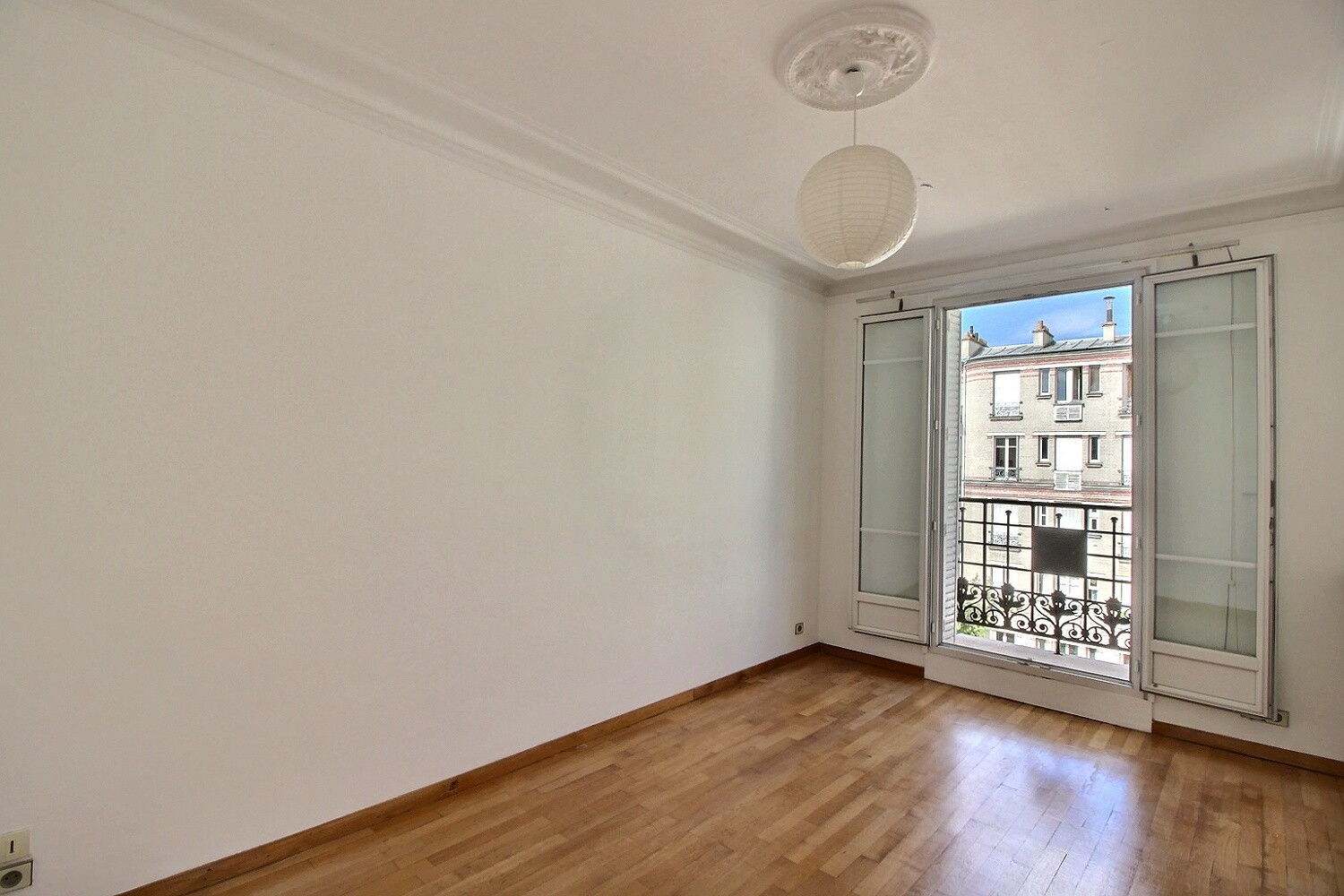 À vendre : Appartement 3 pièces à Paris - Exclusivité Guy Hoquet