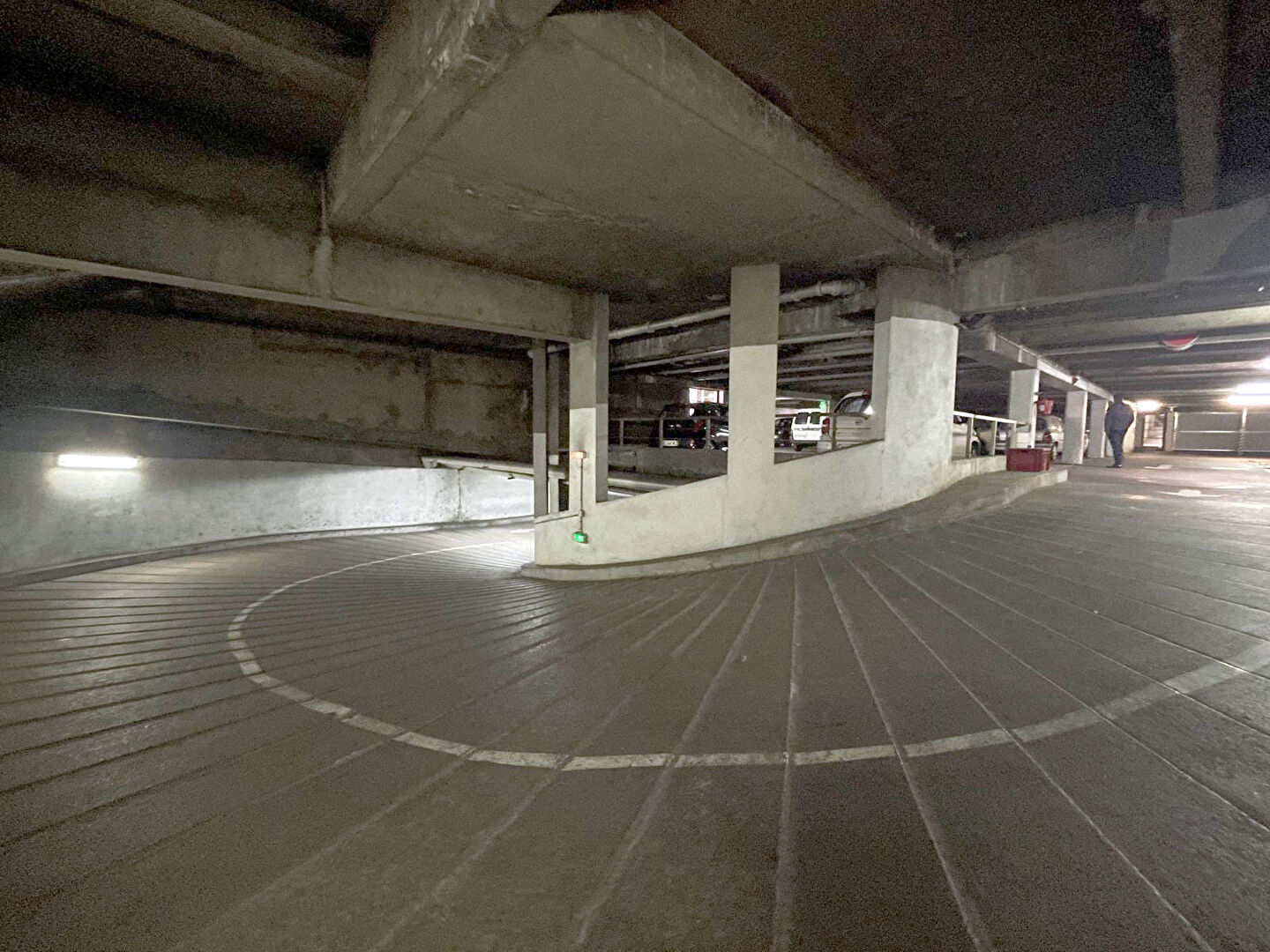 Les Mariniers Paris 14ème   -    Parking / box  16 m2