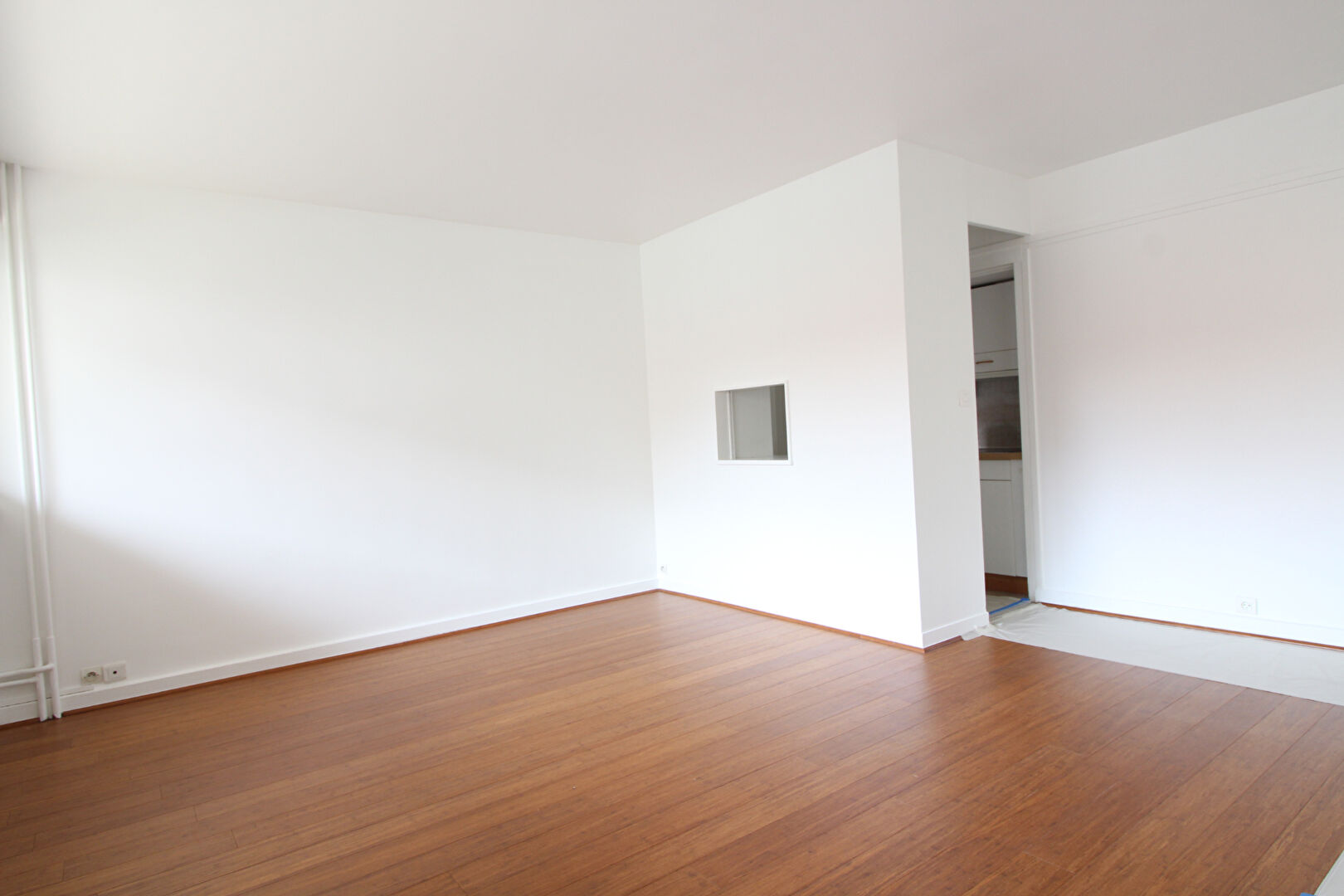 À louer : Appartement 2 pièces non meublé à Paris 15ème