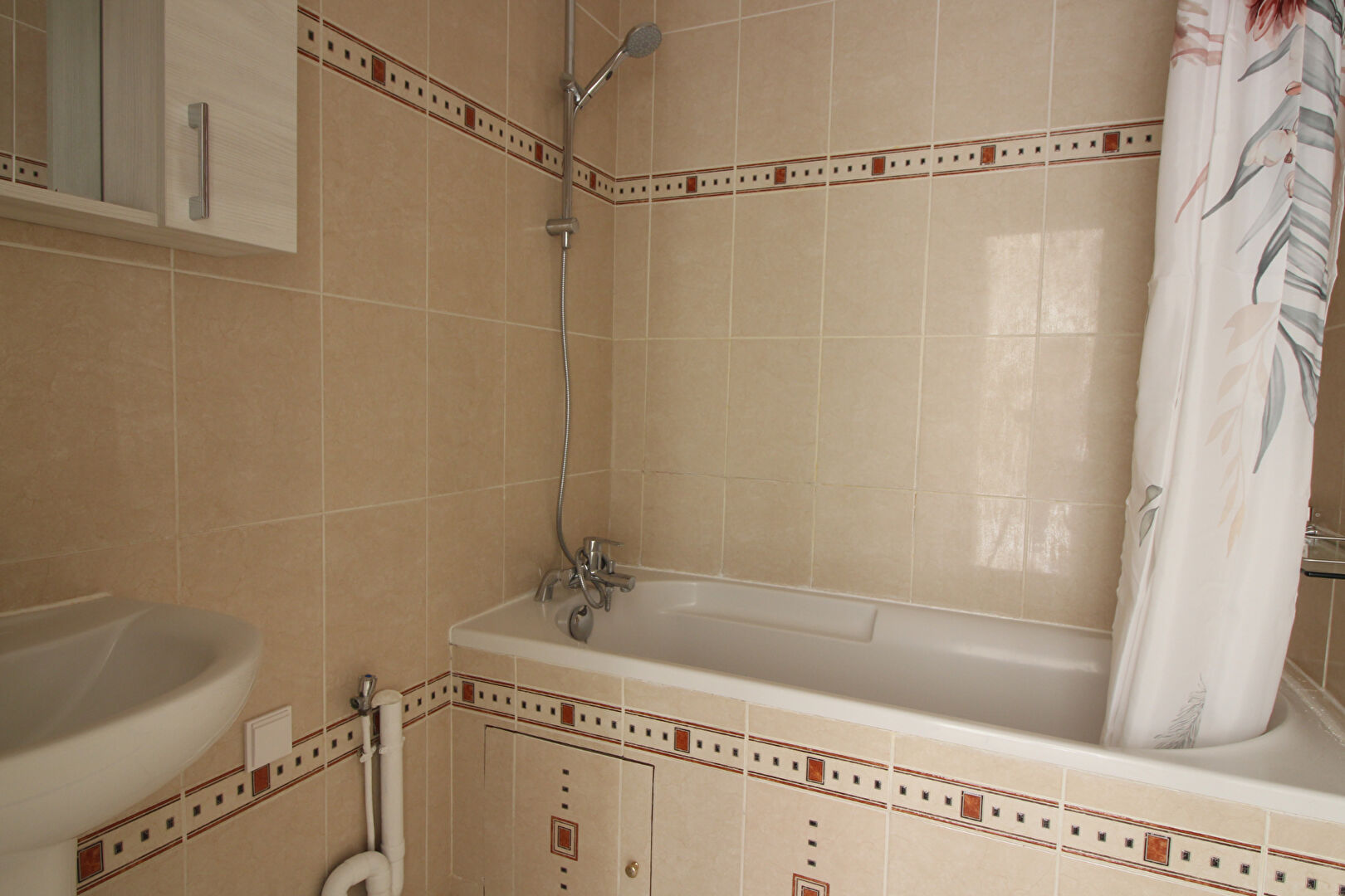 À louer : Appartement 2 pièces non meublé à Paris 15ème