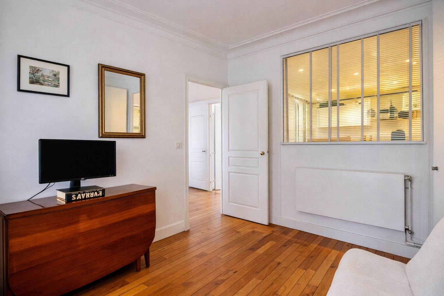 À vendre : Appartement 4 pièces + extérieurs à Paris - Référence V1051