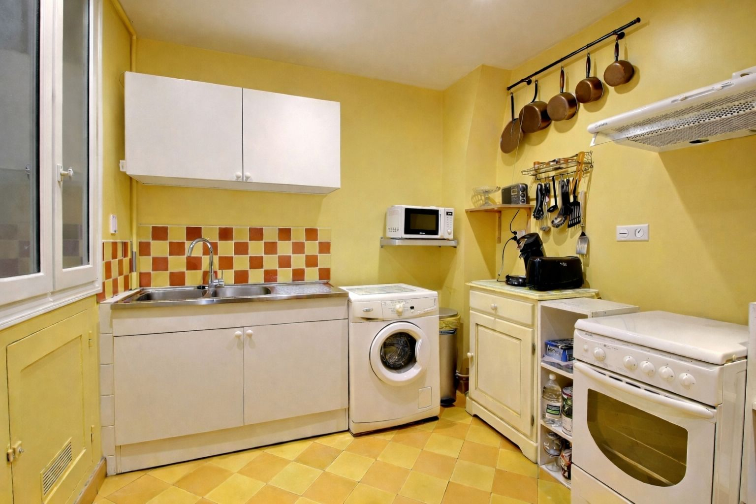 À vendre : Appartement 4 pièces + extérieurs à Paris - Référence V1051