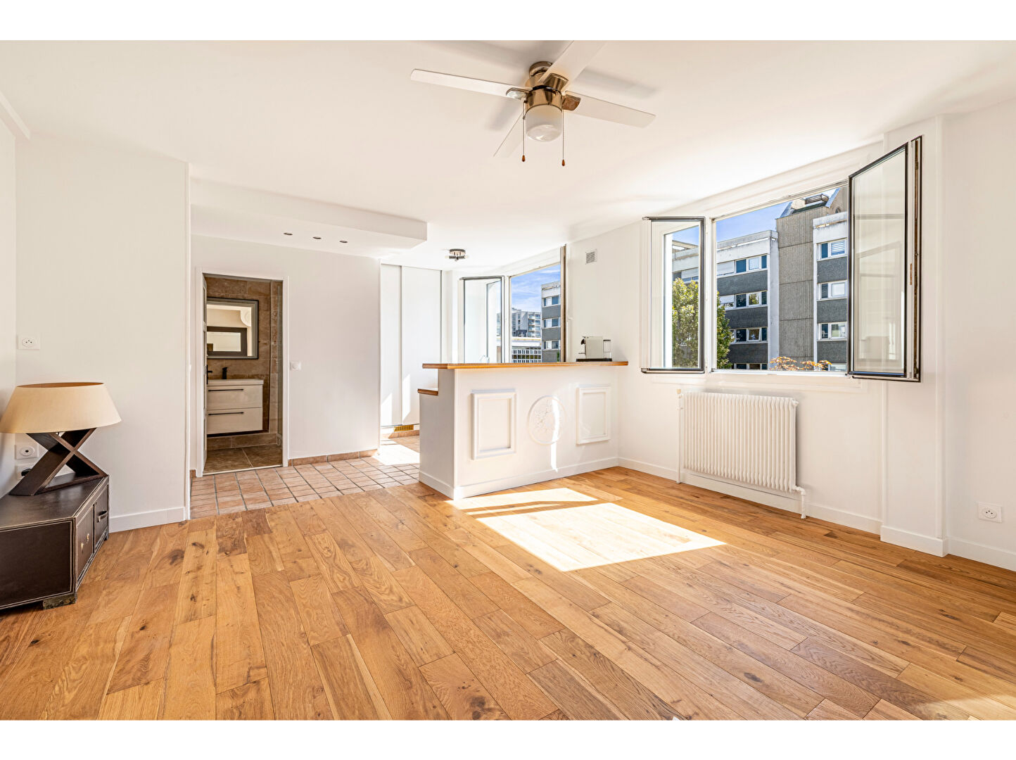 Appartement 2 pièces à vendre, dernier étage, exposition sud - Paris 19ème