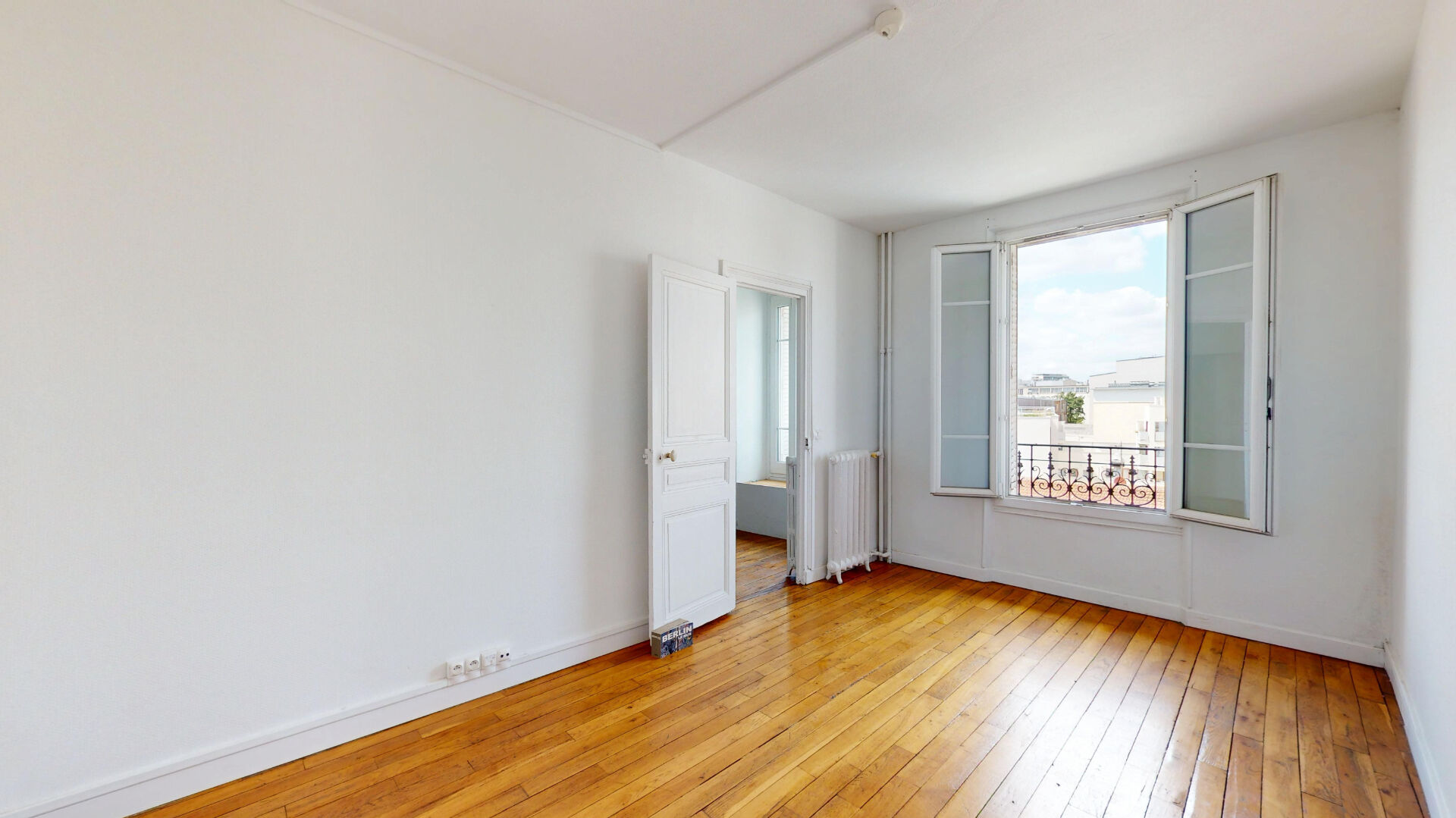 Appartement 2 pièces à vendre à Montreuil - Mairie de Montreuil
