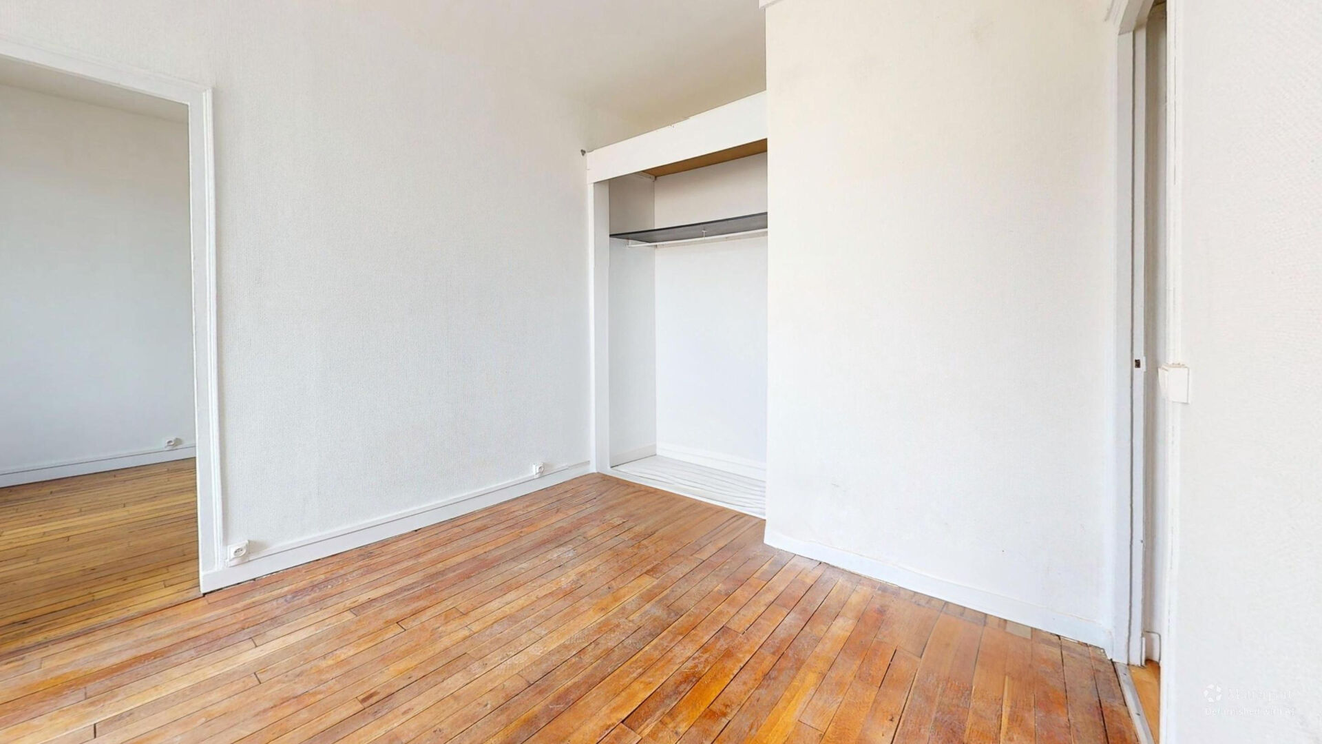 Appartement 2 pièces à vendre à Montreuil - Mairie de Montreuil