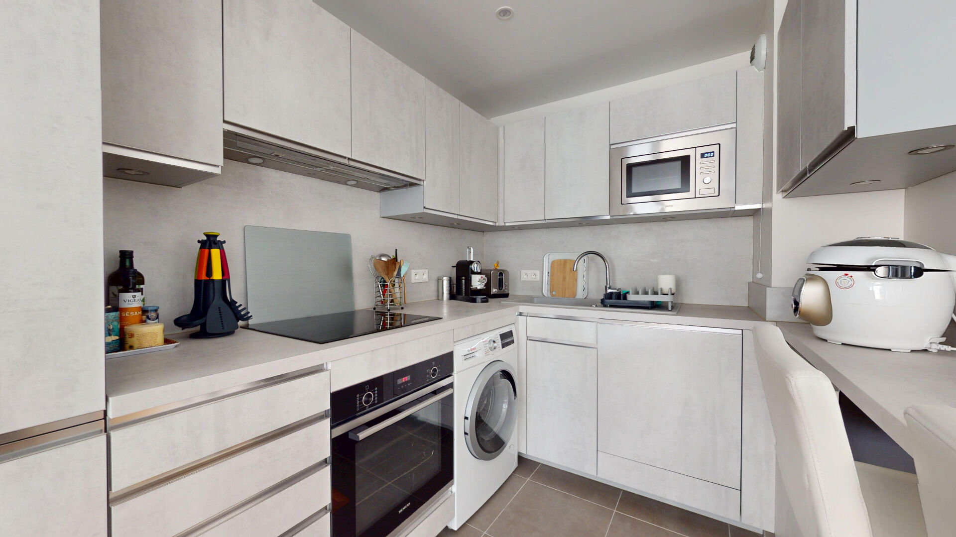 Appartement 2 pièces calme à vendre à Paris - Réf. V1106