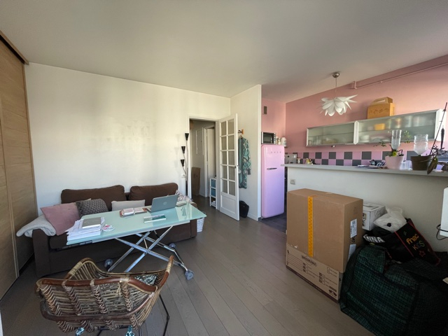 A louer appartement meublé - Studio - 26 m² - LEVALLOIS PERRET  - Rue Anatole France
