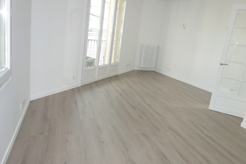 Appartement entièrement rénové Issy Les Moulineaux 4 pièce(s) 71.70 m2