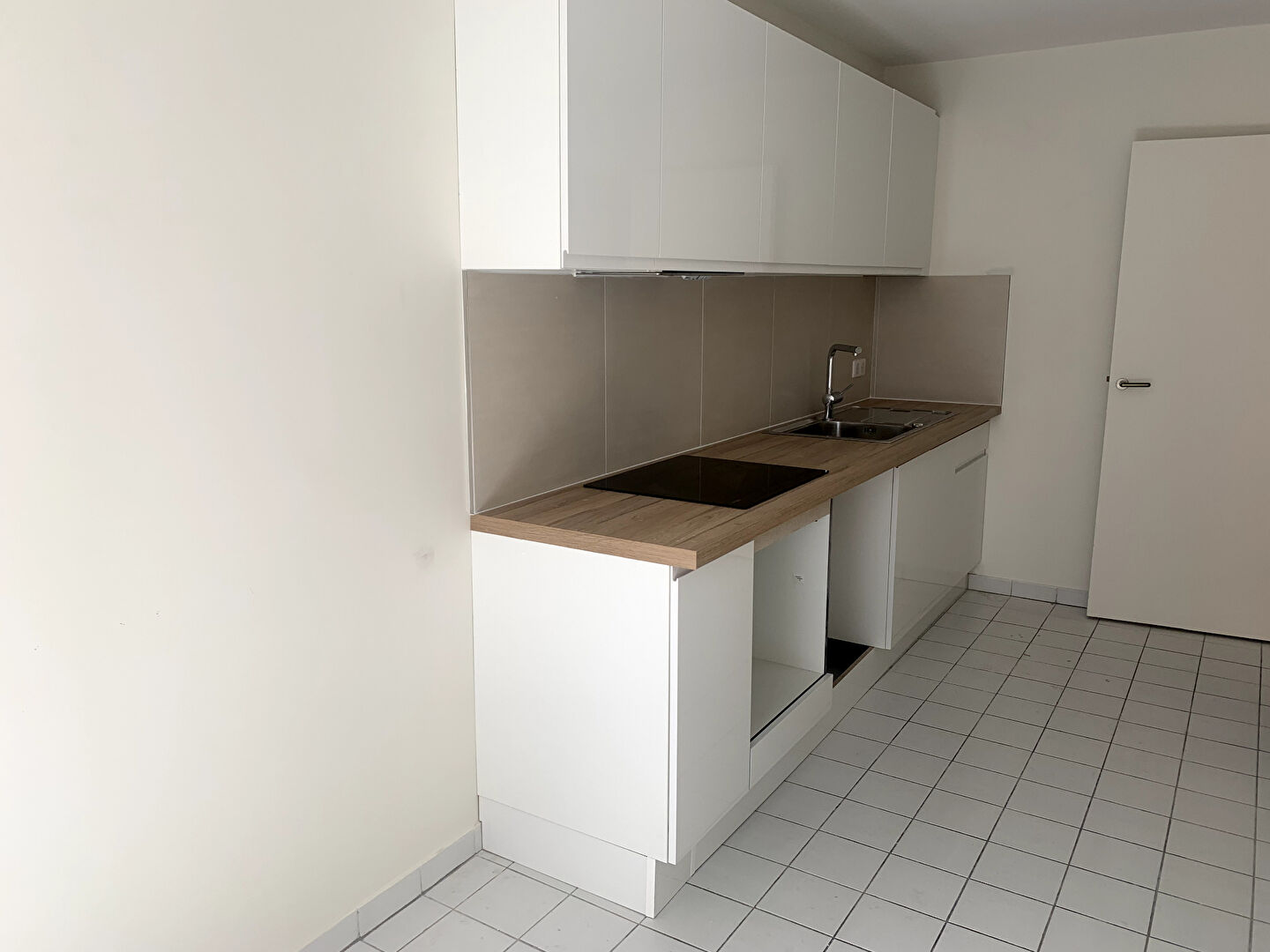 Appartement 3 pièces à louer à PARIS - Guy-hoquet.com