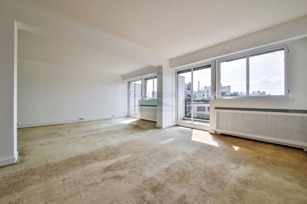 Avenue Victor Hugo 3 pièces 96m² - vue Tour Effeil