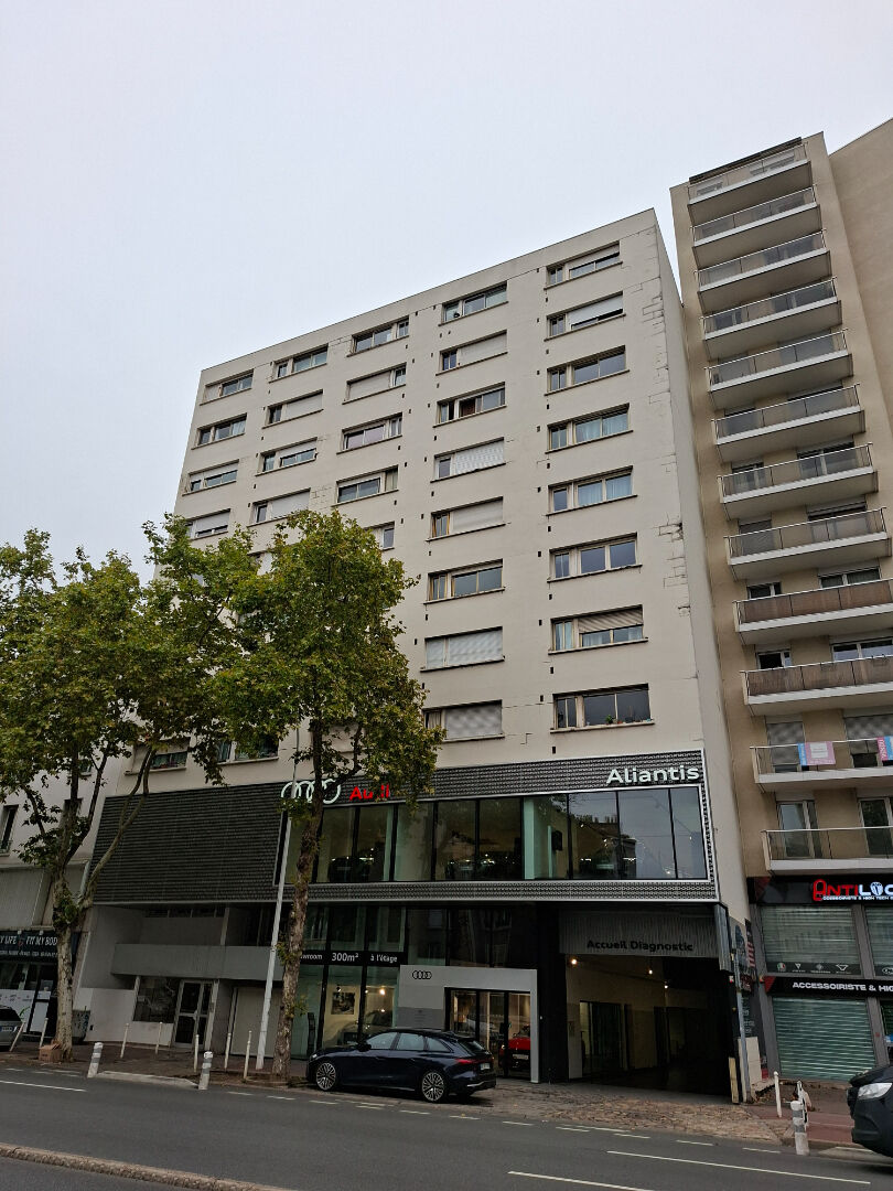 Appartement Montrouge 1 pièce(s) 26.23 m2