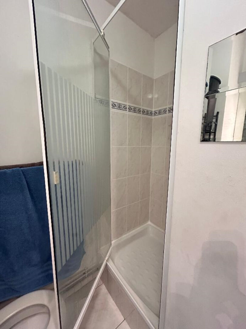 Appartement Montrouge 1 pièce(s) 18.77 m2