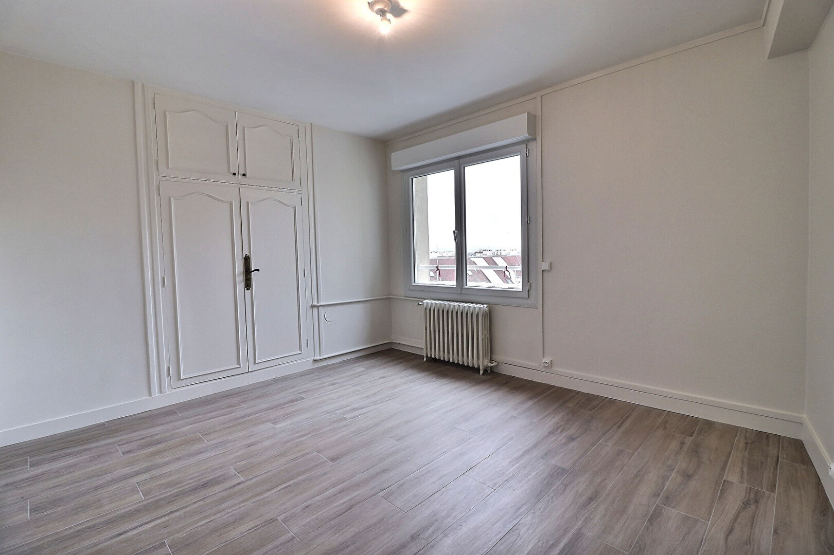 Appartement Enghien Les Bains 4 pièce(s) 82.58 m2