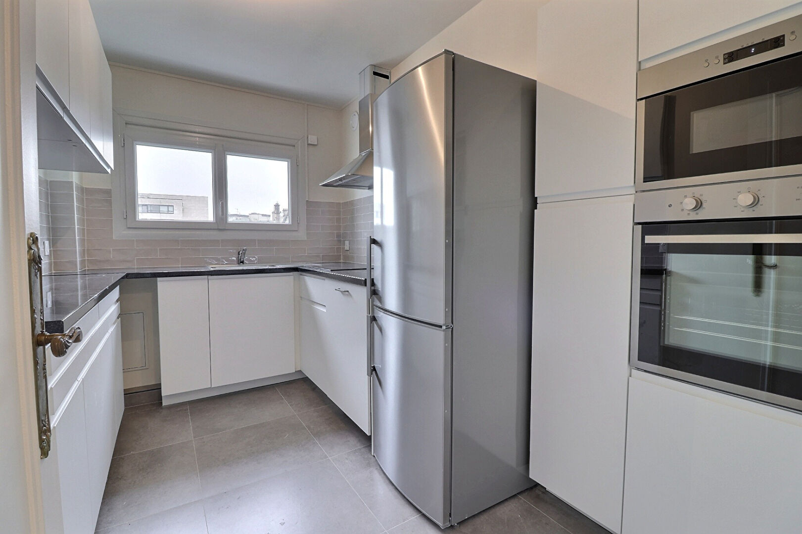Appartement Enghien Les Bains 4 pièce(s) 82.58 m2