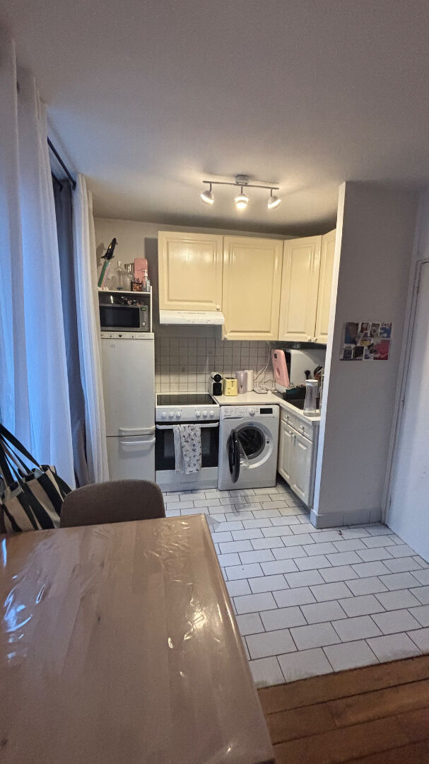 Appartement Paris 1 pièce(s) 24 m2
