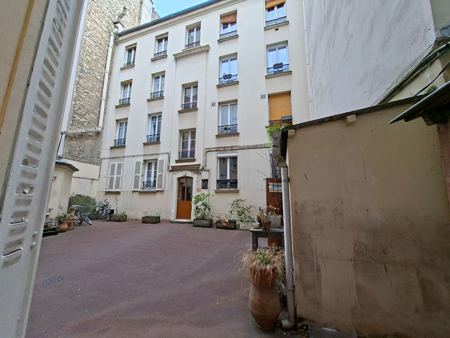 Local commercial Paris 42 m2
