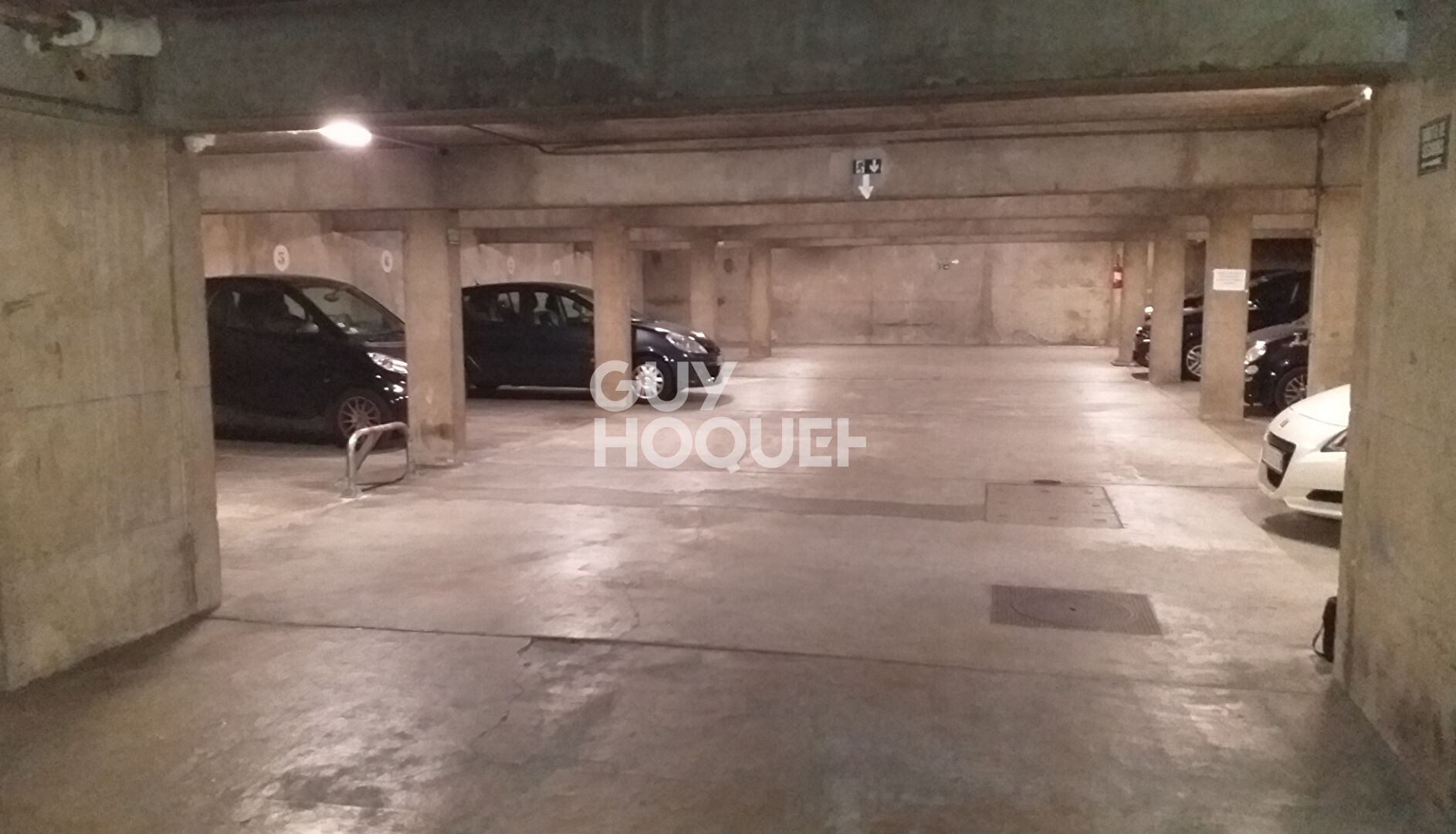 Parking / box Paris  75019