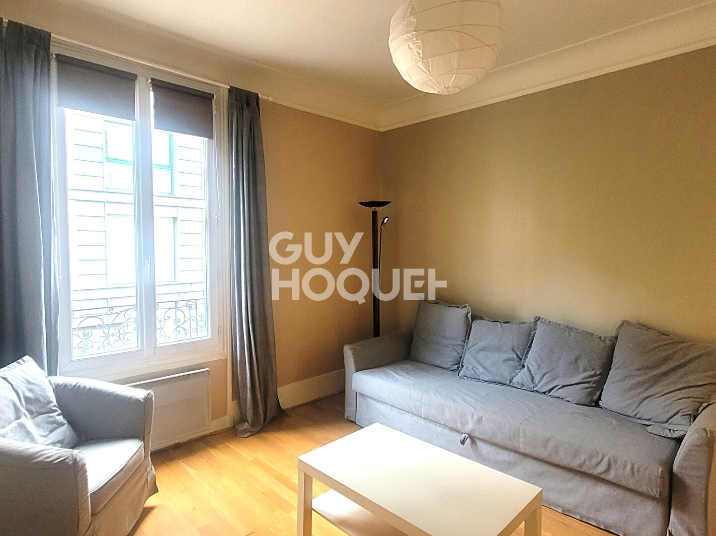 Appartement 2 pièces 45.73 m2 PARIS 15 PORTE DE VERSAILLES