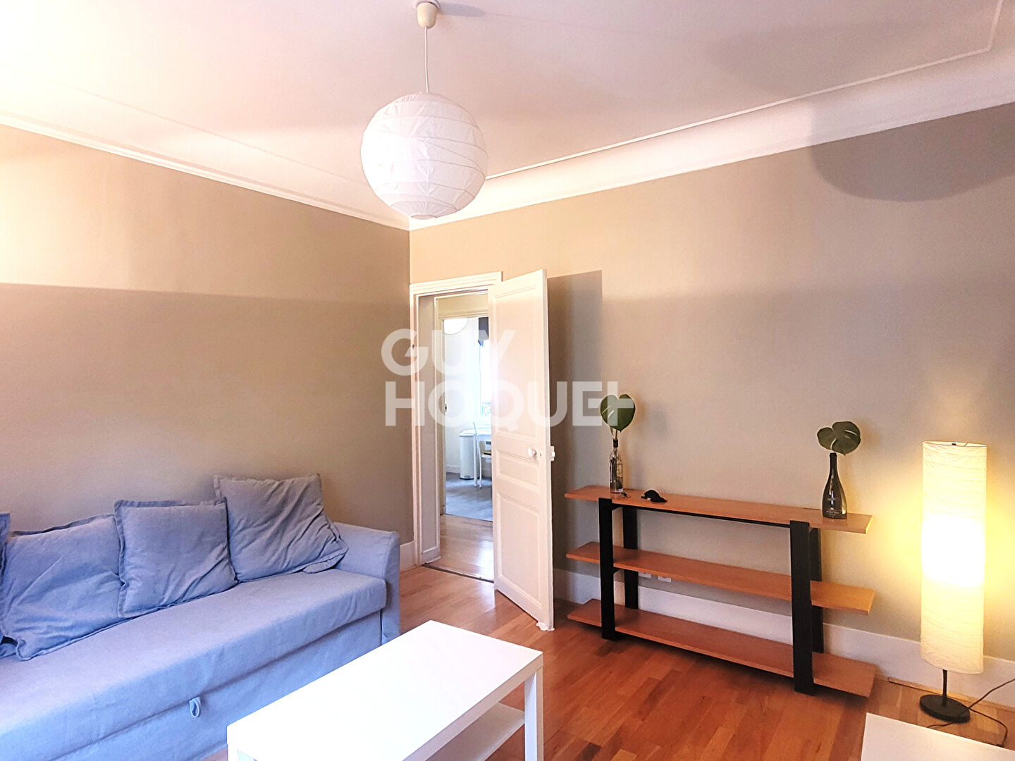 Appartement 2 pièces 45.73 m2 PARIS 15 PORTE DE VERSAILLES