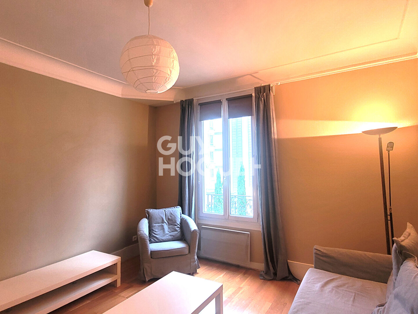Appartement 2 pièces 45.73 m2 PARIS 15 PORTE DE VERSAILLES