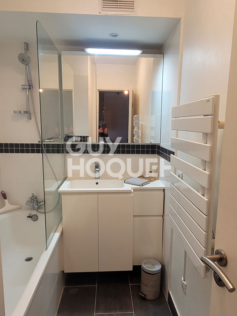 2 pièces 33 m² avec terrasse 11 m² BUTTES CHAUMONT