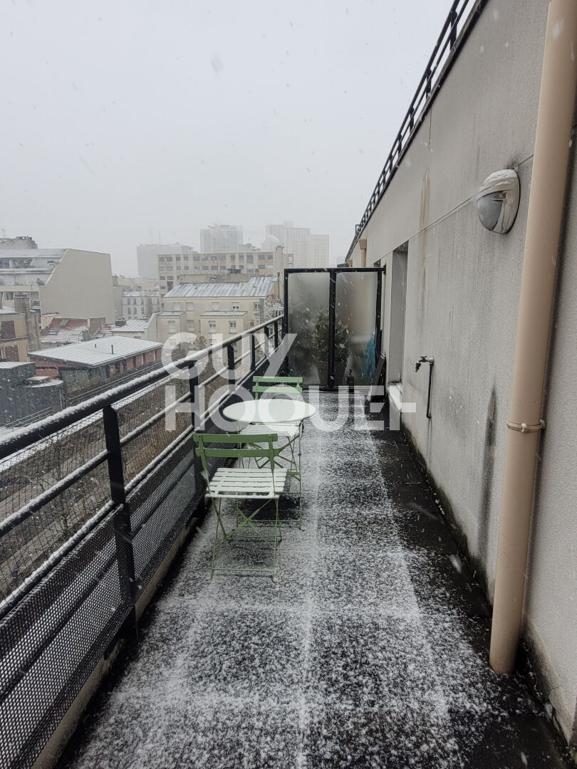2 pièces 33 m² avec terrasse 11 m² BUTTES CHAUMONT