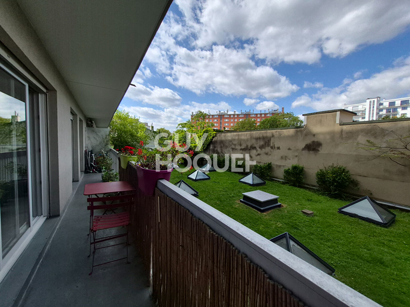 Appartement Paris 3 pièce(s) 68.96 m2