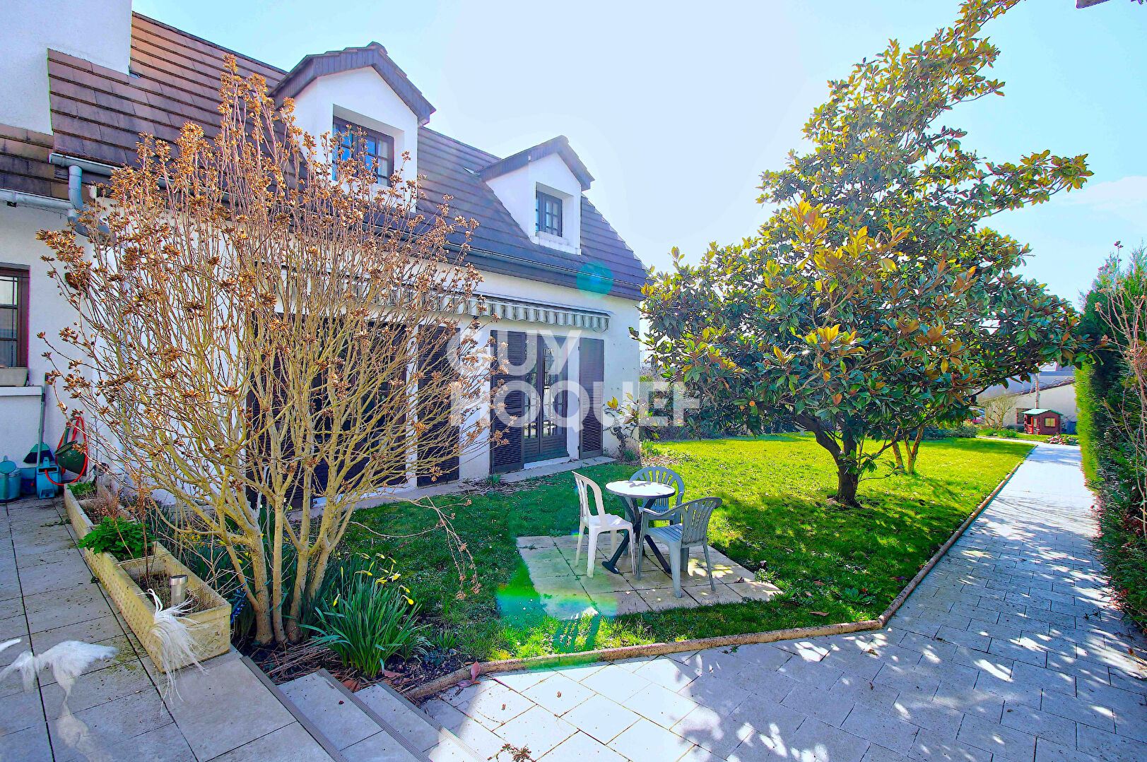 Propriété avec terrain - Montreuil