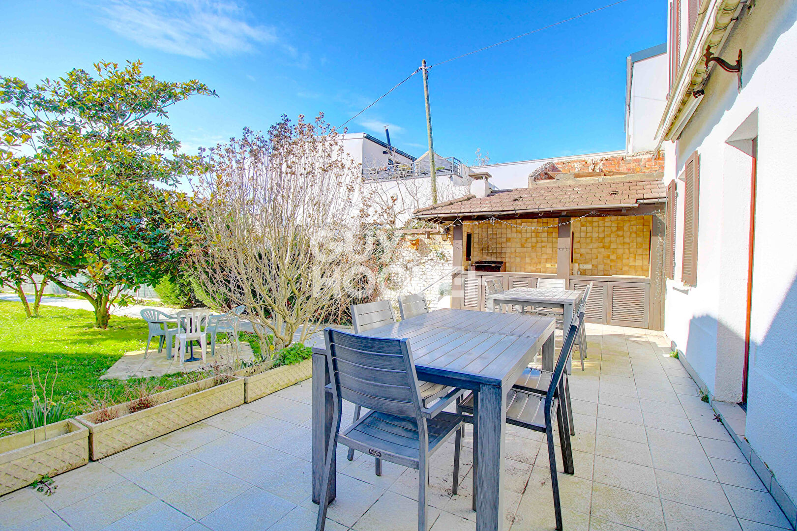 Propriété avec terrain - Montreuil