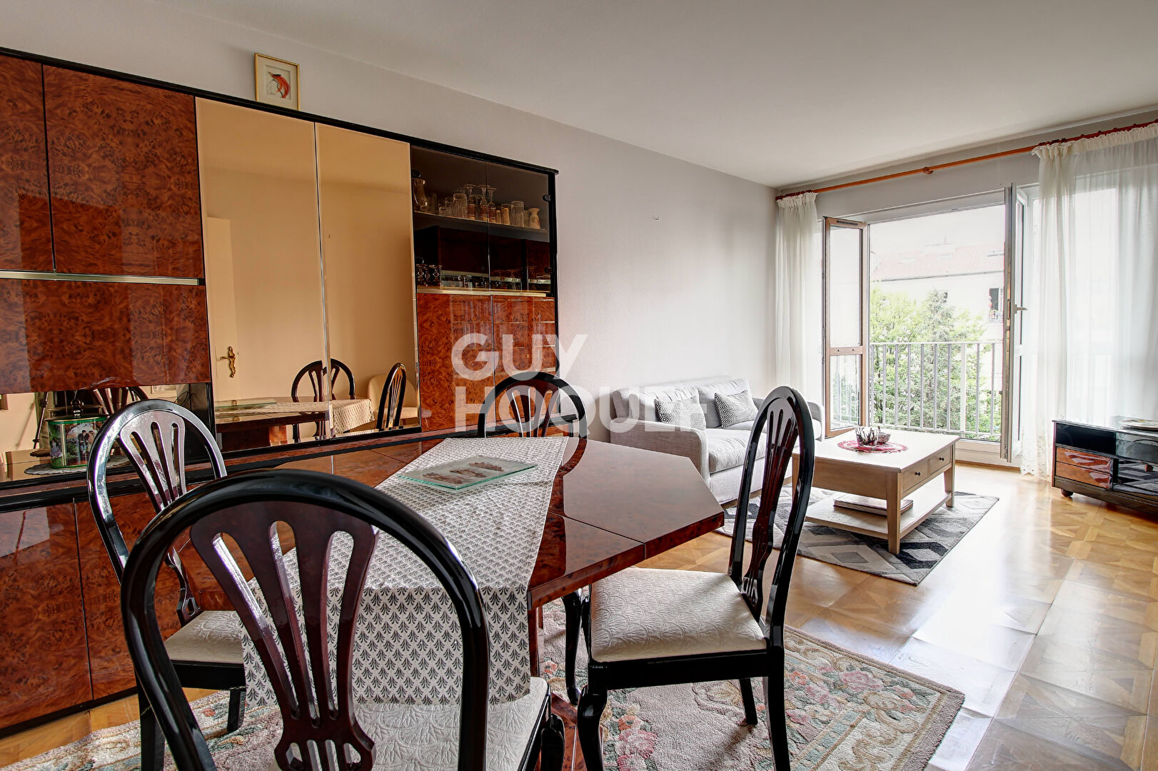 3 pièces avec double balcon - GAMBETTA