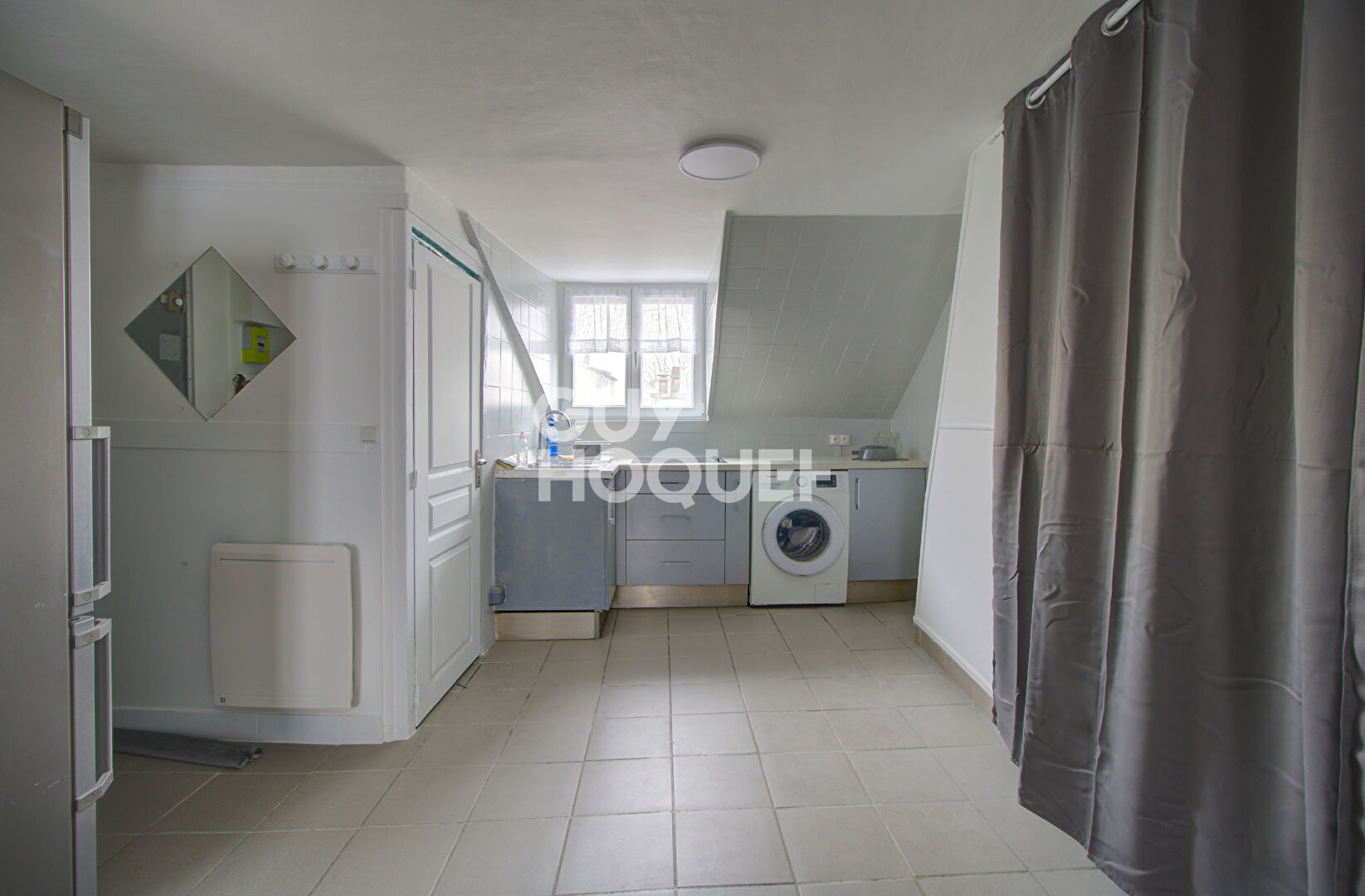 Studio - PARIS 20ème