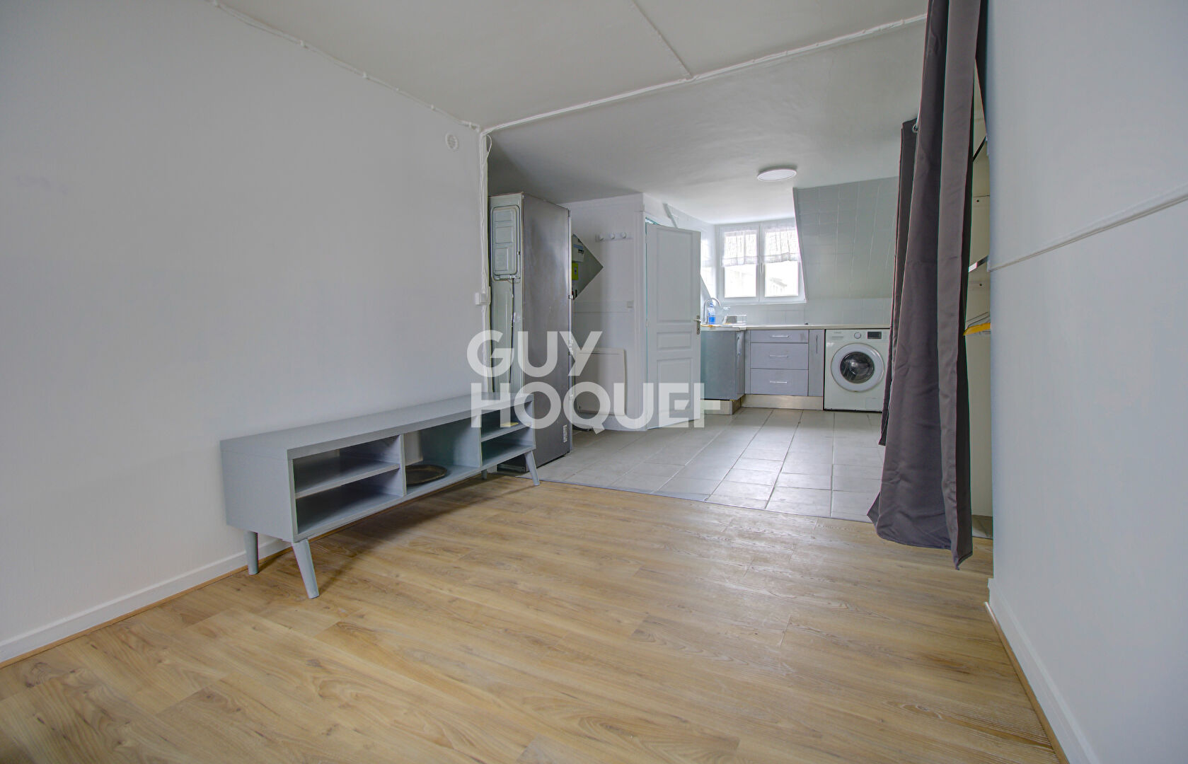 Studio - PARIS 20ème