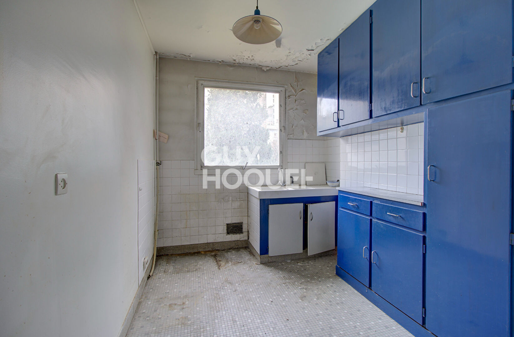 Appartement T3 de 69,70m² avec balcon à rénover
