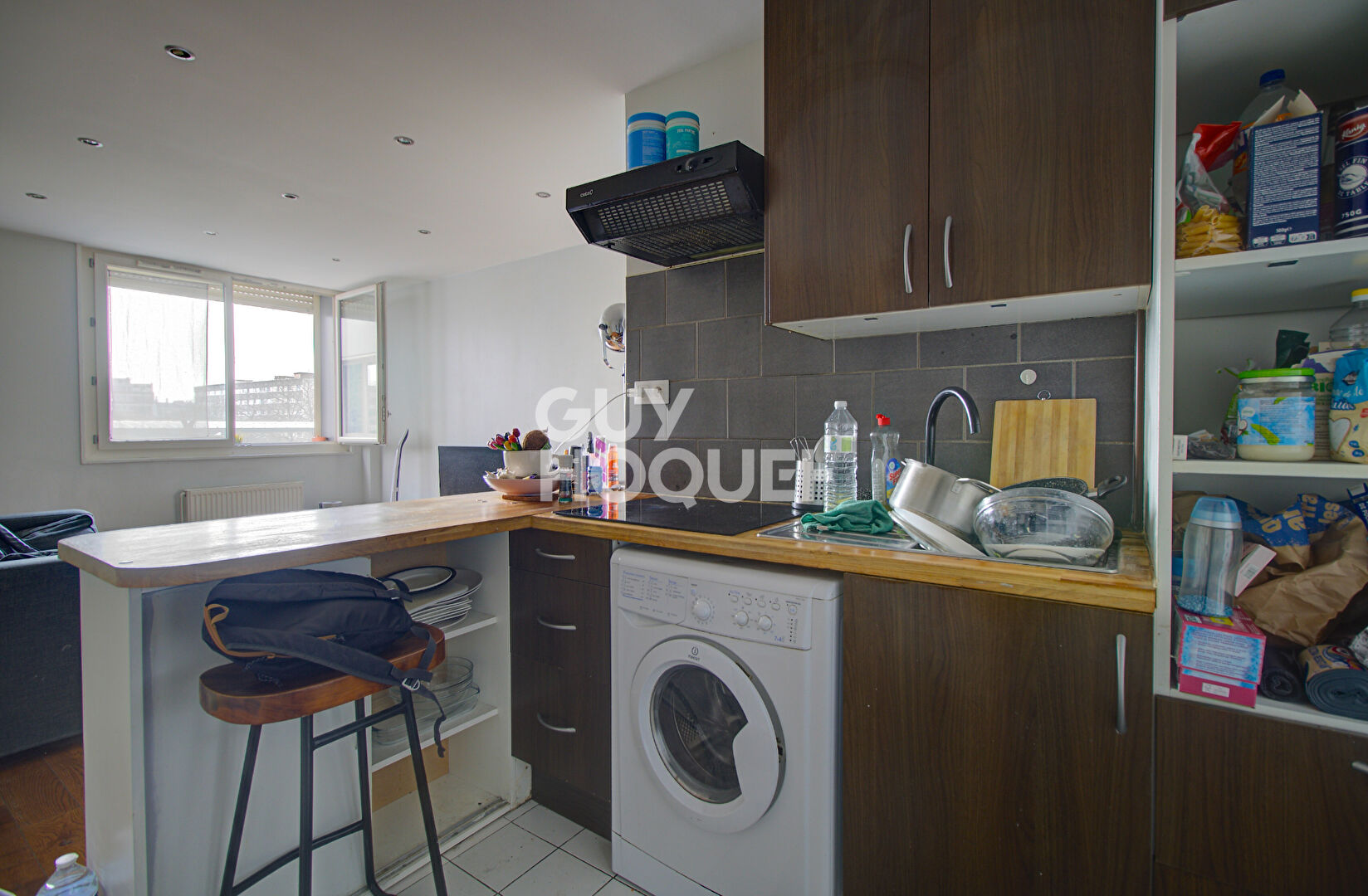 2 pièces - place des fêtes