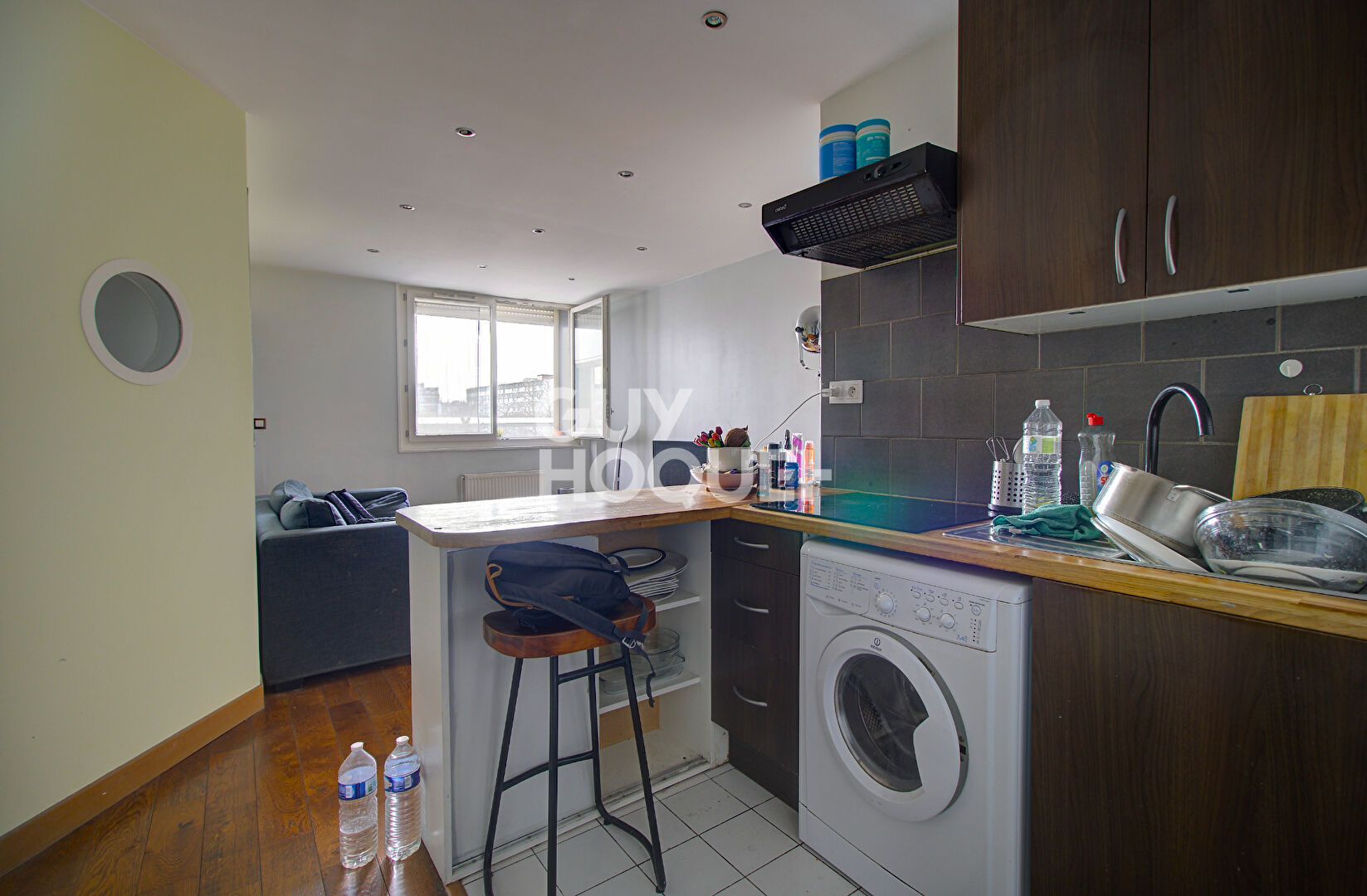 2 pièces - place des fêtes