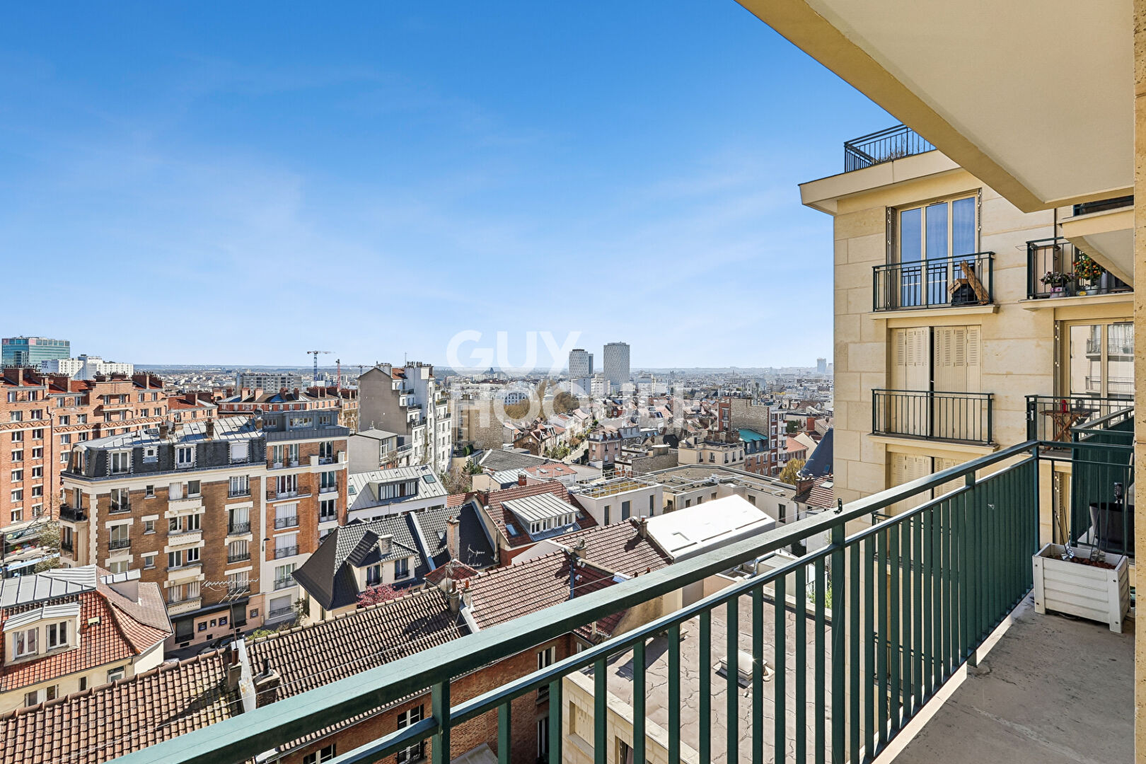 Rue de la Justice T4 81m² traversant, balcon