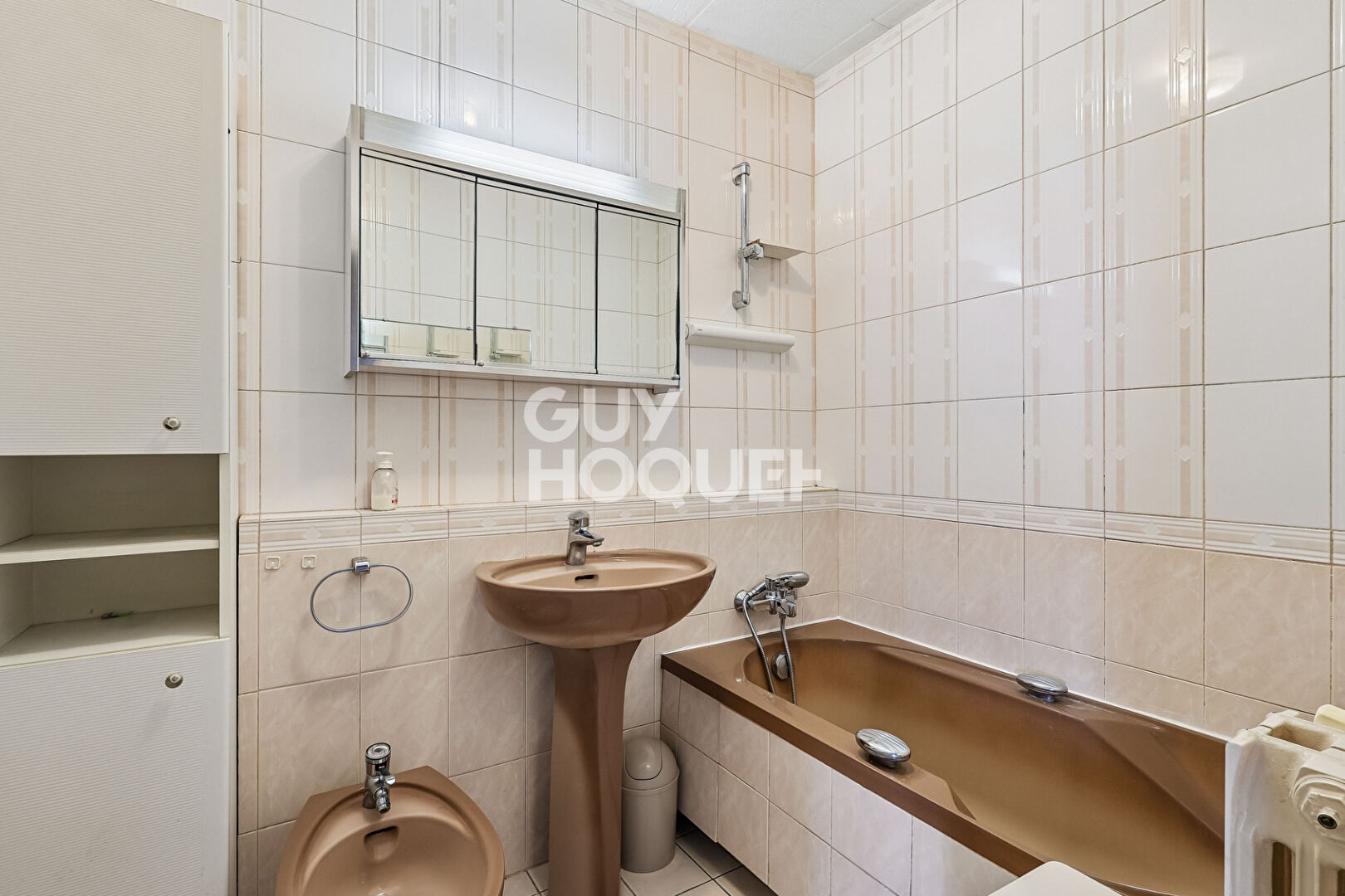 Rue de la Justice T4 81m² traversant, balcon