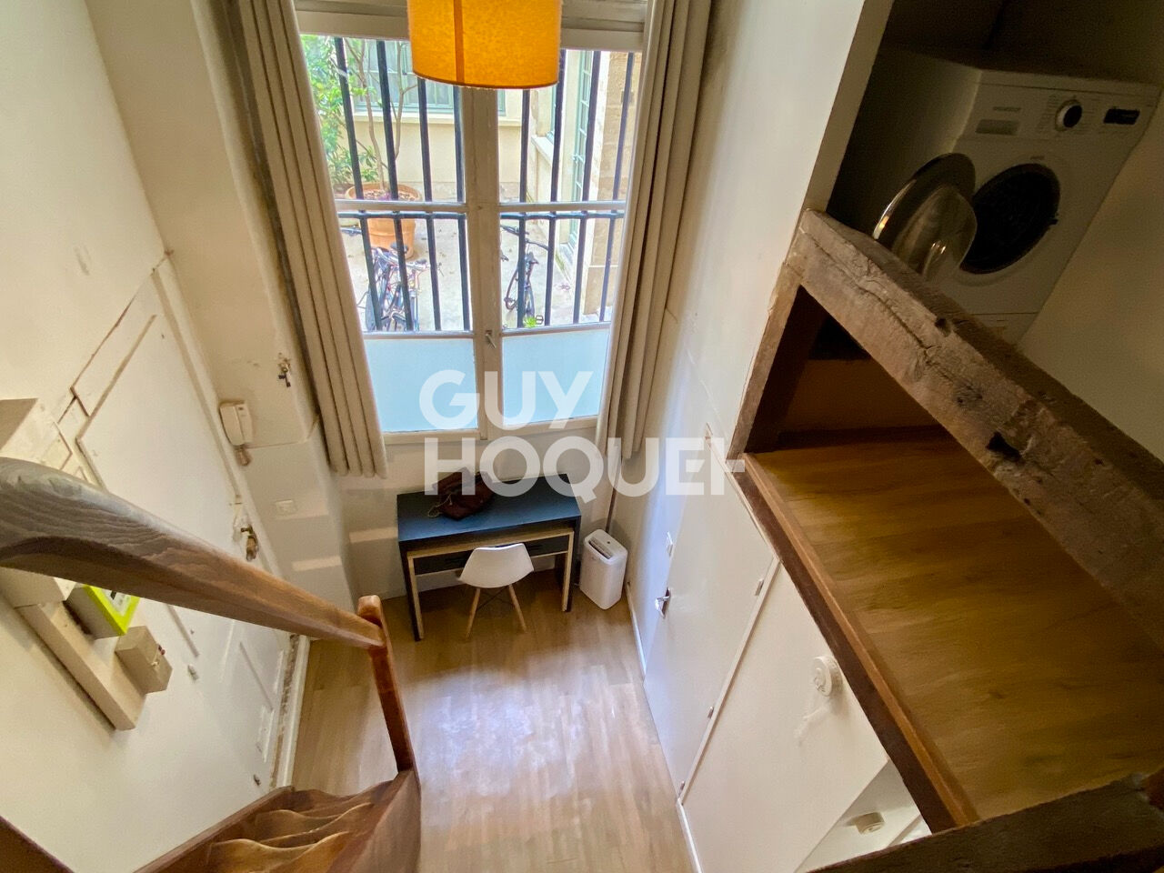 Studio avec mezzanine - rue Quincampoix