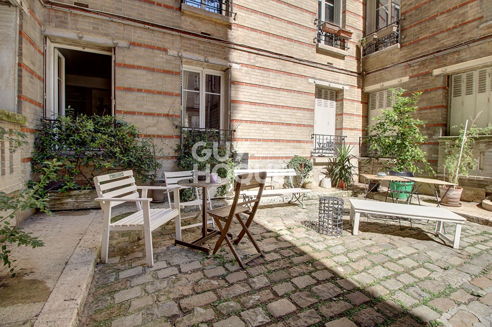 2 pièces - Gambetta/ place Edith Piaf