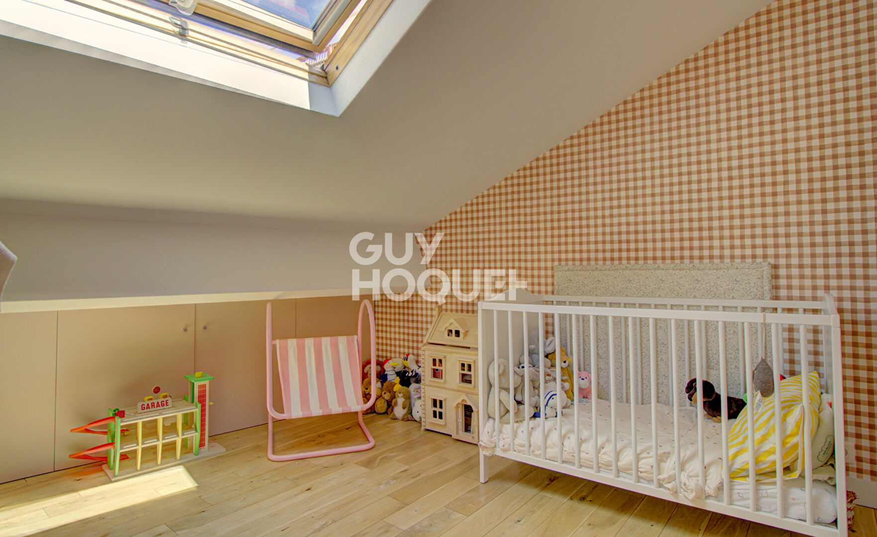 Duplex 3 chambres 63 m²  carrez - 96 m²  au sol