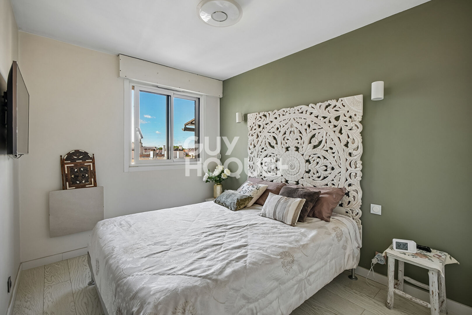Dernier étage , T4 120m² avec terrasse et parkings