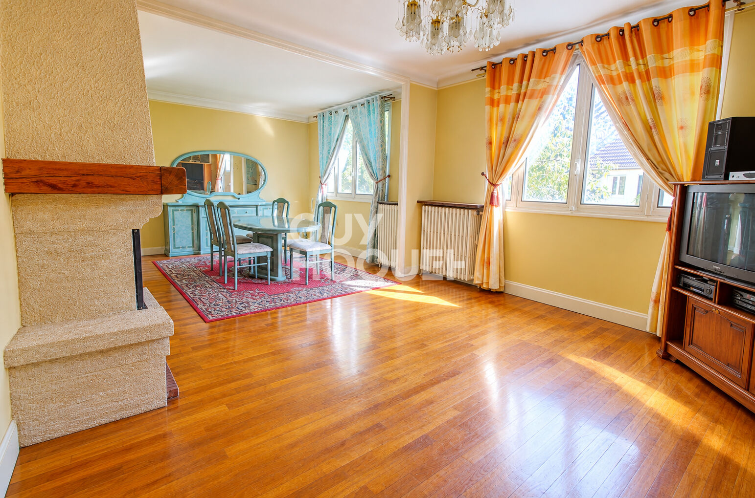 Maison non mitoyenne 180m²  avec jardin
