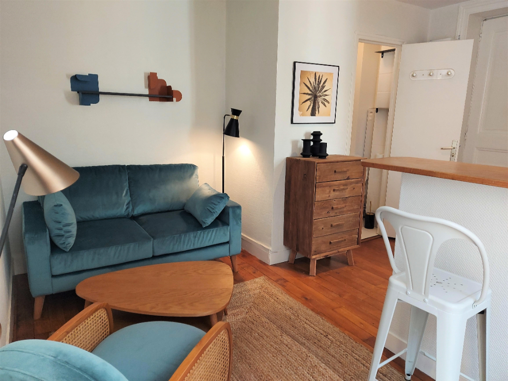Appartement Paris 2 pièce(s) 27 m2