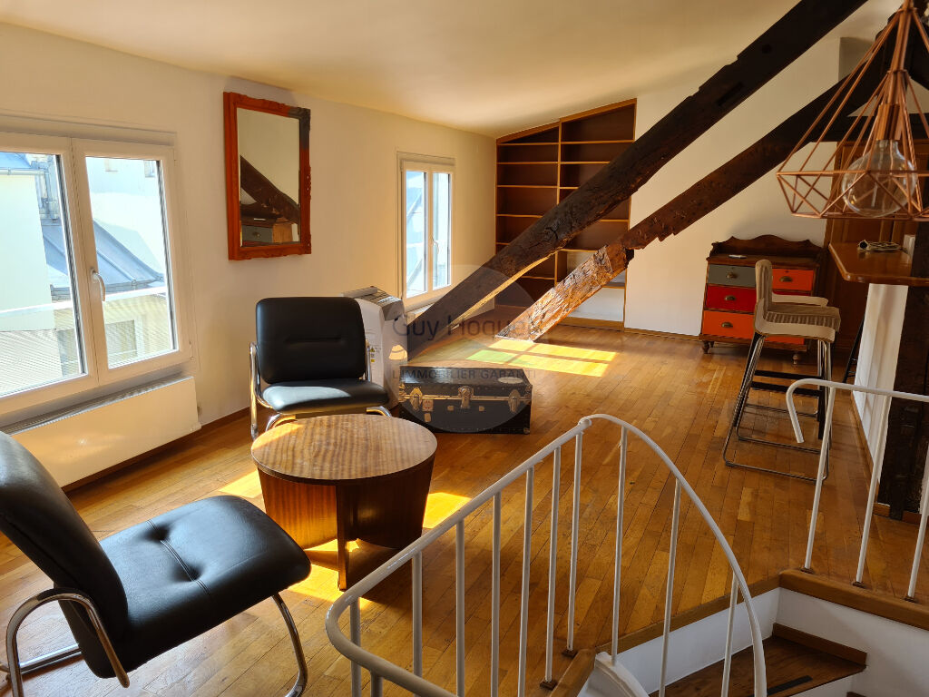 75005- RUE ST VICTOR - 48M² - 2 pièces - meublé