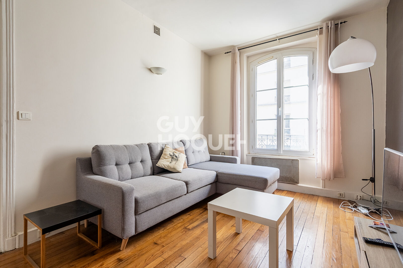 Appartement 2 pièce(s) 34.4 m2 Paris 11