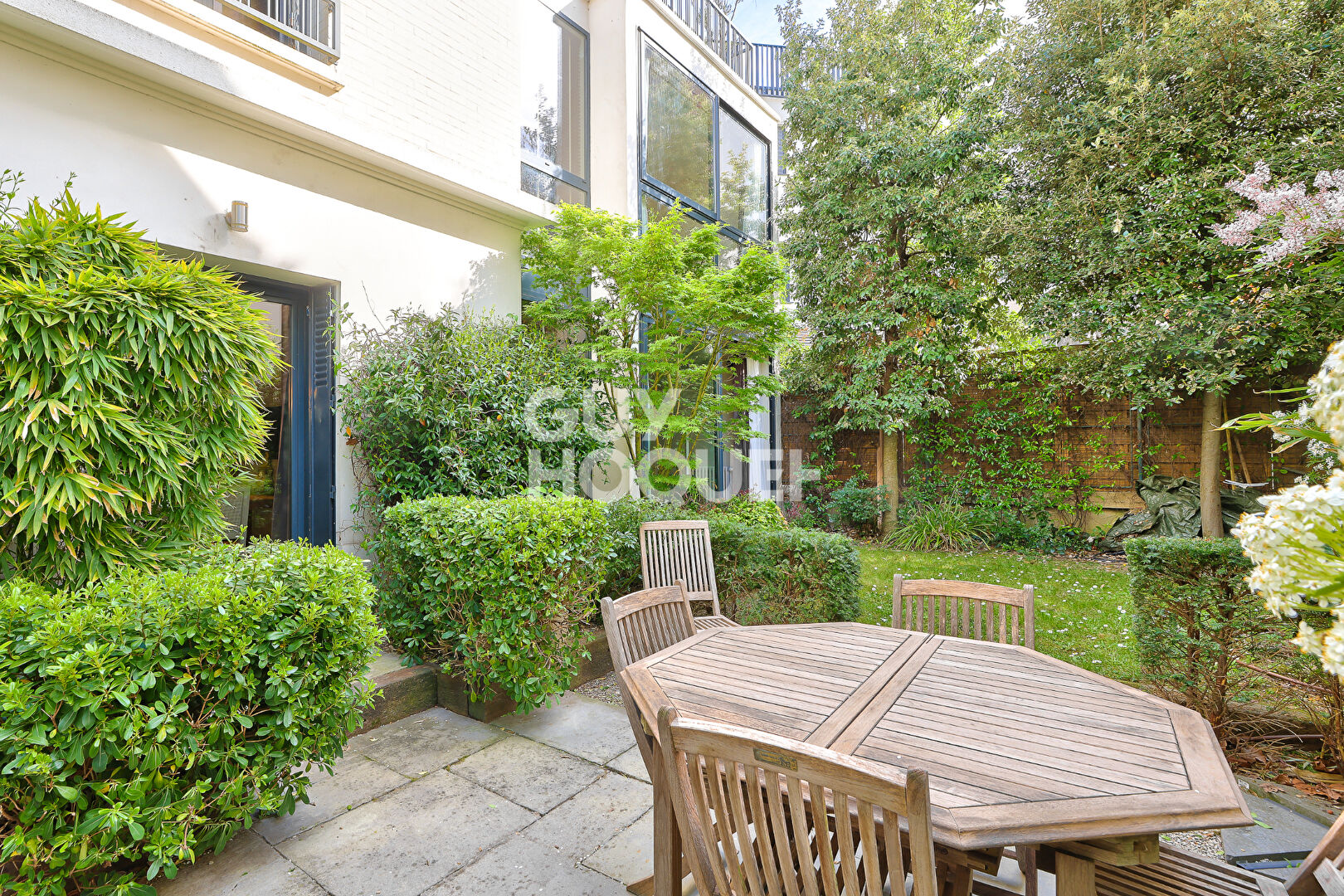 Boulogne Billancourt - MAISON 7 pièces 193 m2 avec Jardin et Terrasse