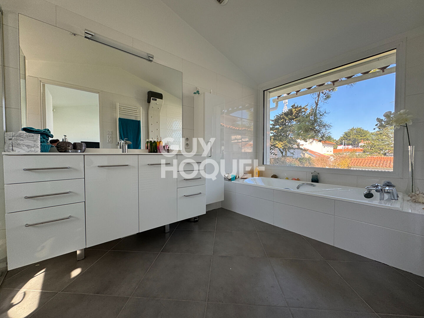 Maison La Tranche Sur Mer 11 pièces 6 chambres 235 m2